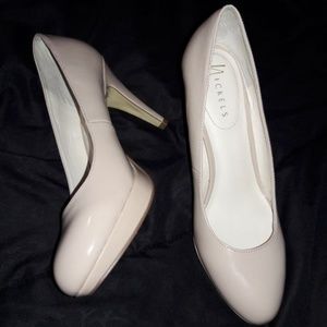 Nickels Khaki/beige heels